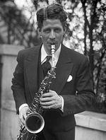 Rudy Vallee Photo #1