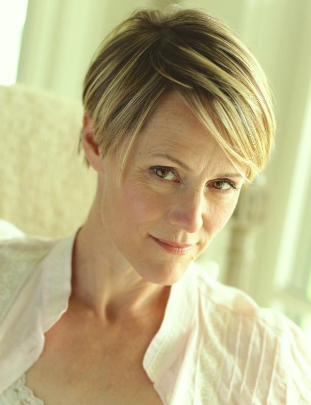 Mary Stuart Masterson Photo #1