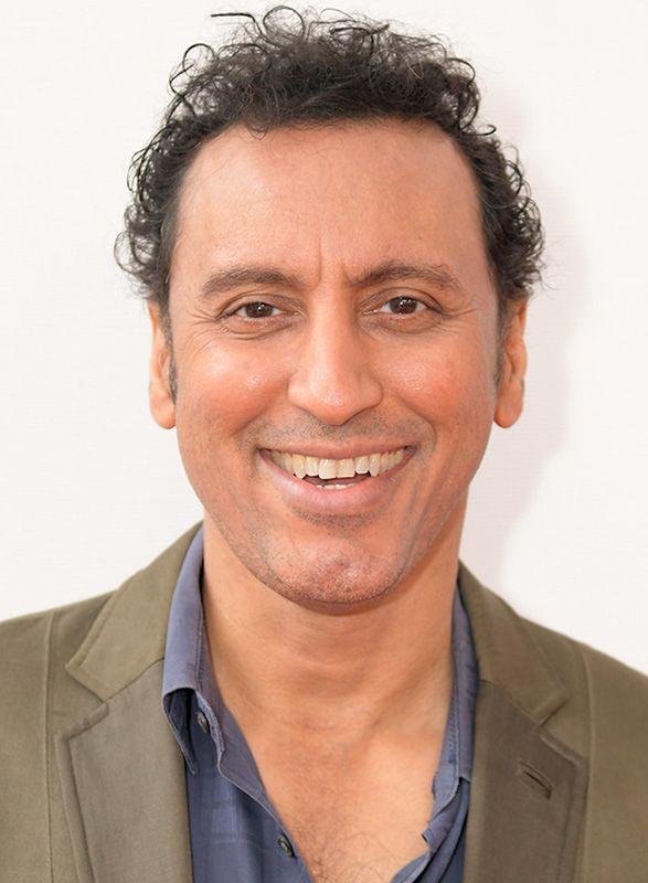 Aasif Mandvi Photo #1