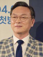 Kim Eui-sung Photo #1