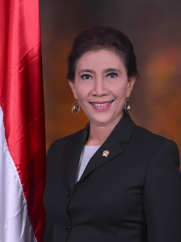 Susi Pudjiastuti Photo #1