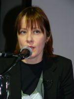 Suzanne Vega Photo #1