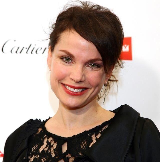 Sigrid Thornton Photo #1