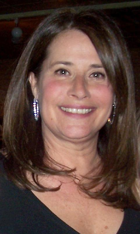 Lorraine Bracco Photo #1