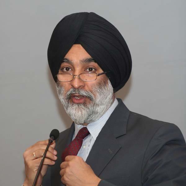 Analjit Singh Photo #1