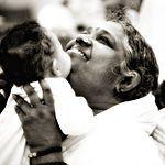 Mata Amritanandamayi Photo #1