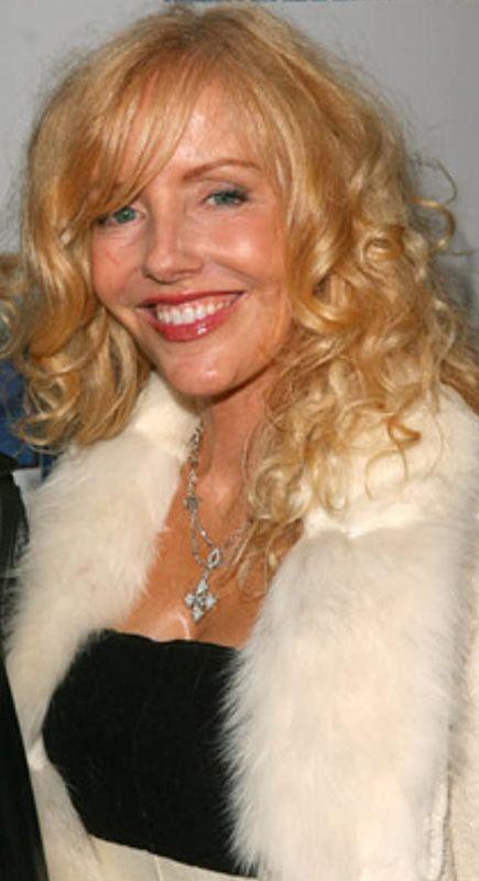 Shelby Chong Photo #1