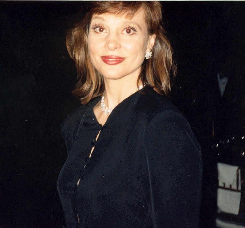 Leigh Taylor-Young Photo #1