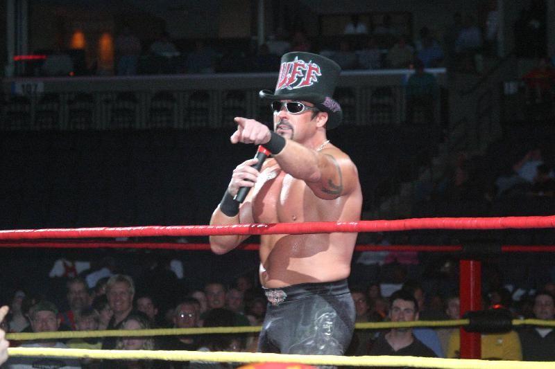 Buff Bagwell Photo #1