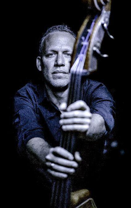 Avishai Cohen Photo #1