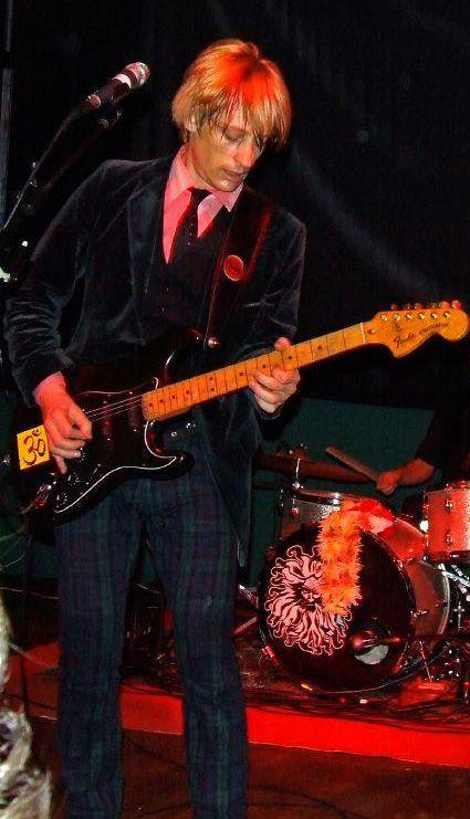 Crispian Mills Photo #1