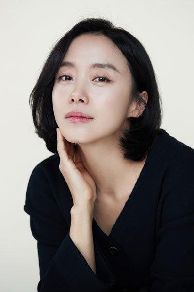 Jeon Do-yeon Photo #1