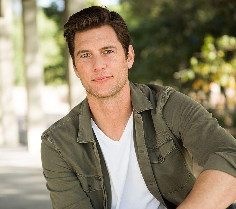 Ryan McPartlin Photo #1