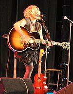 Amy Wadge Photo #1