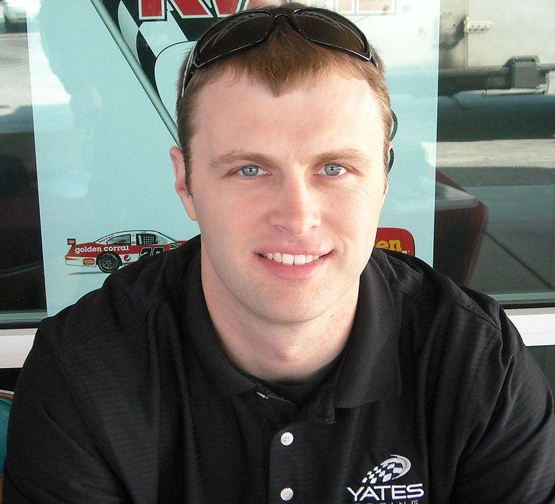 Travis Kvapil Photo #1