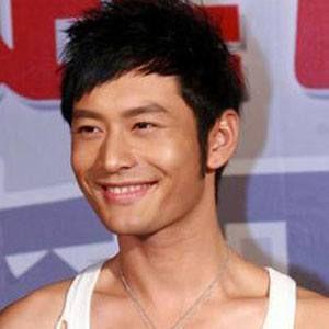 Huang Xiaoming Photo #1