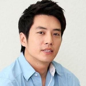 Joo Sang-wook Photo #1