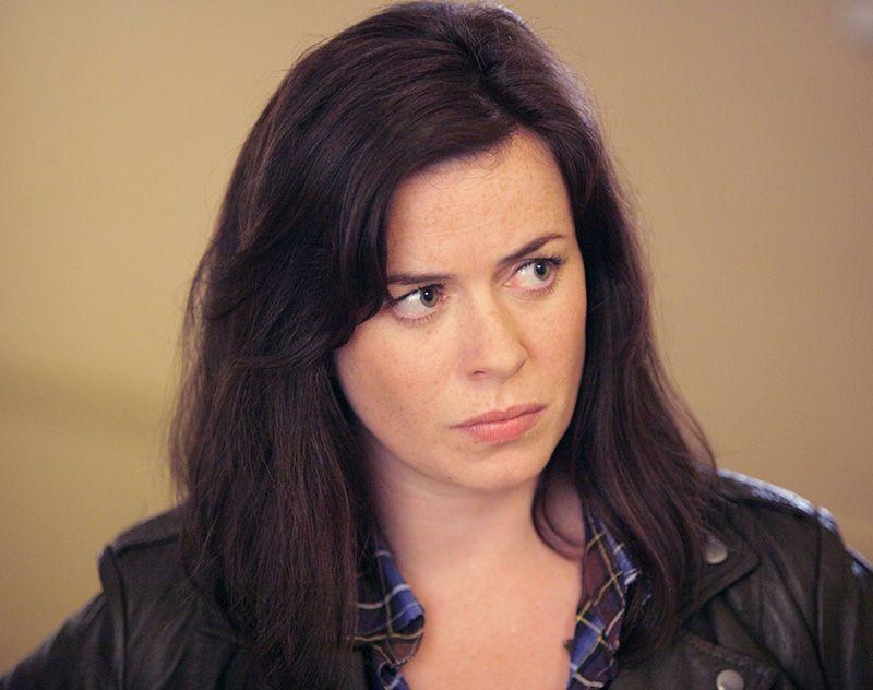 Eve Myles Photo #1