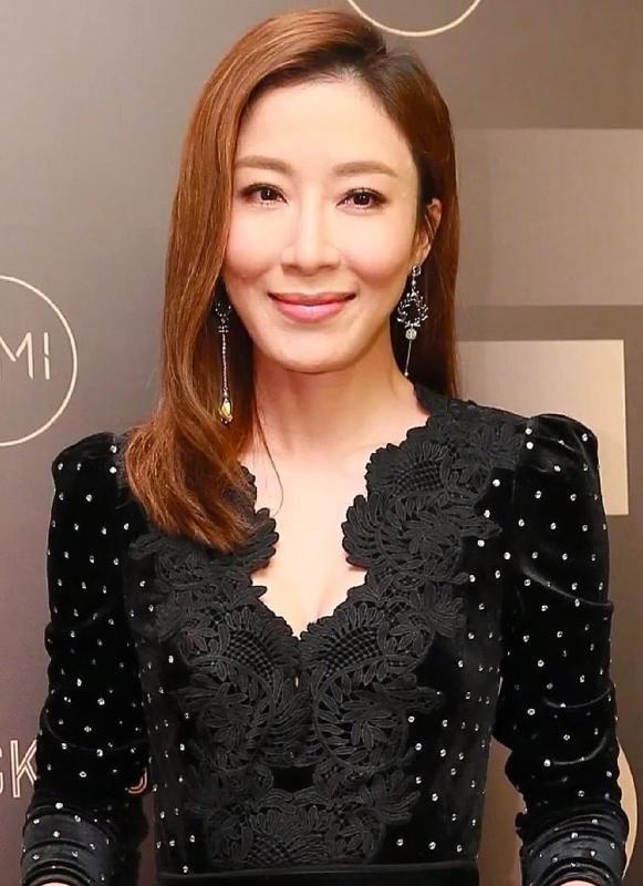 Tavia Yeung Photo #1