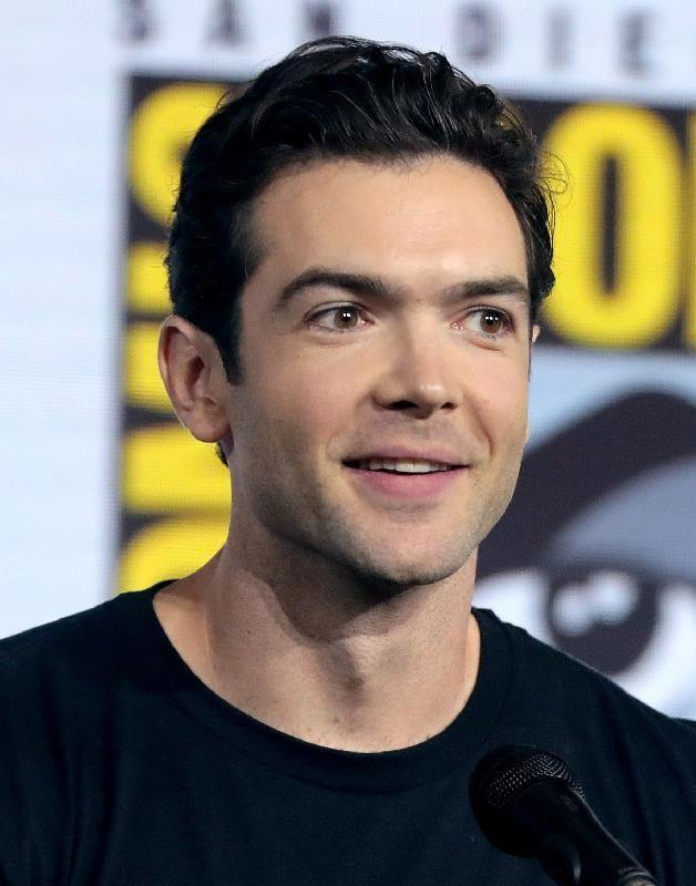 Ethan Peck Photo #1