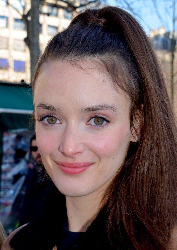 Charlotte Le Bon Photo #1