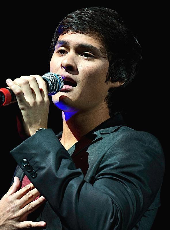 Matteo Guidicelli Photo #1