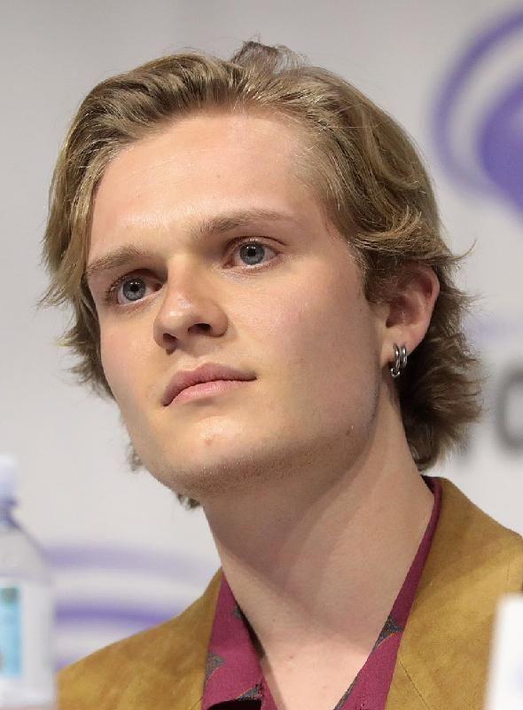 Tom Glynn-Carney Photo #1