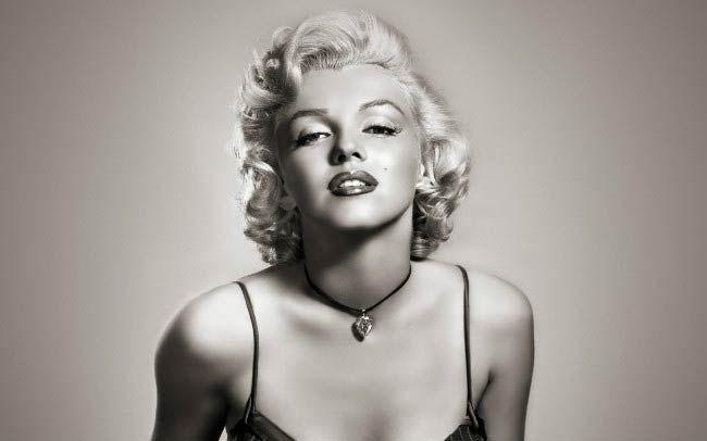 Marilyn Monroe Photo #1