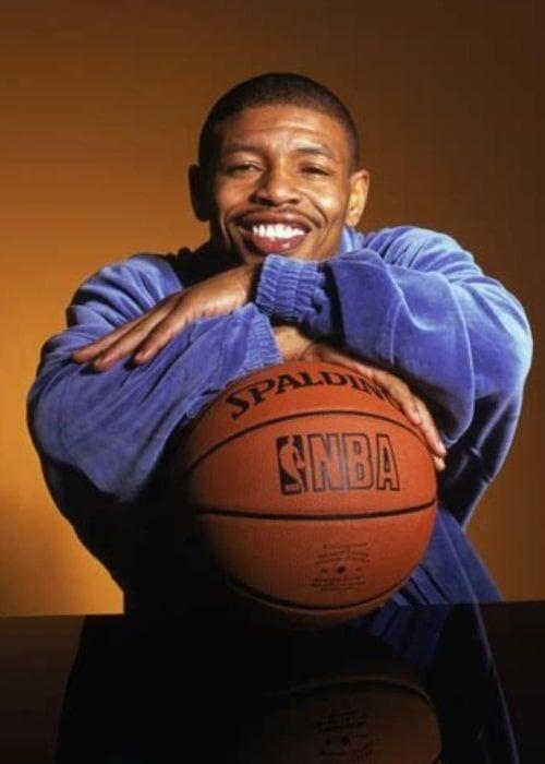 Muggsy Bogues Photo #1