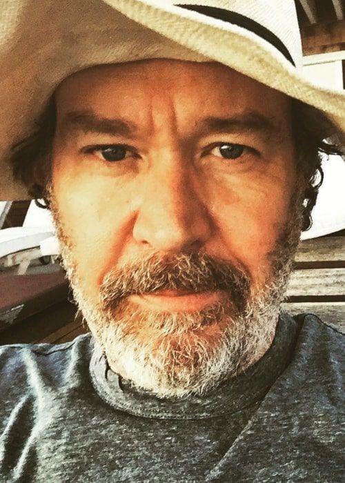 Timothy Hutton Photo #1