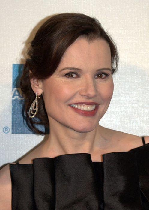 Geena Davis Photo #1