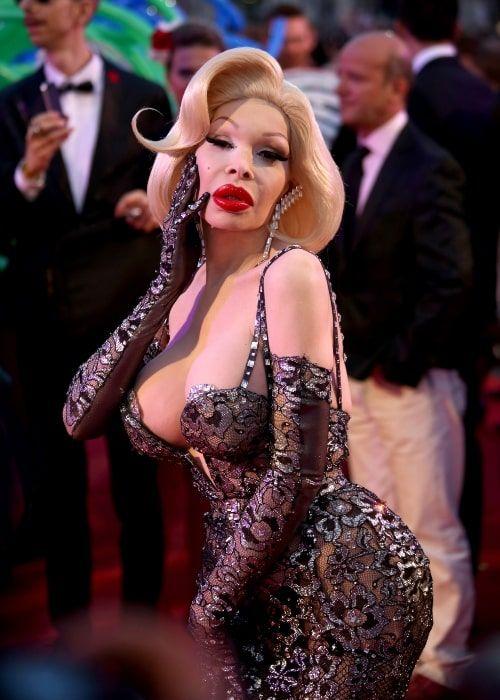 Amanda Lepore Photo #1