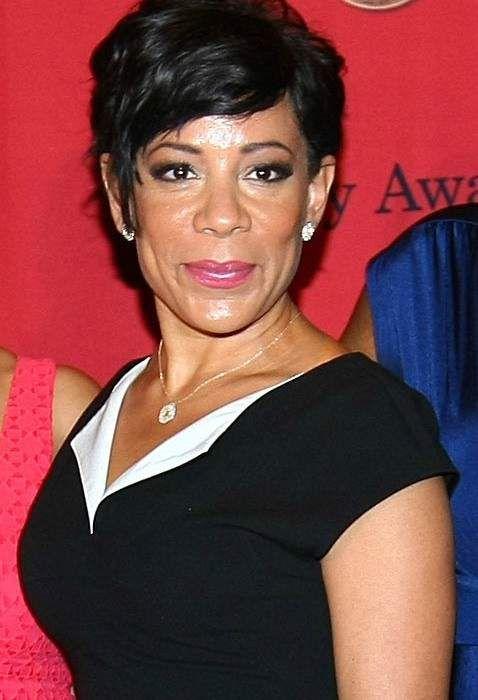 Selenis Leyva Photo #1