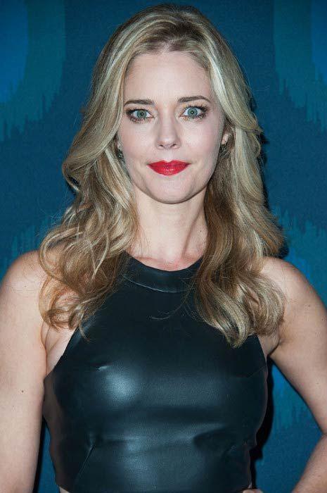 Christina Moore Photo #1