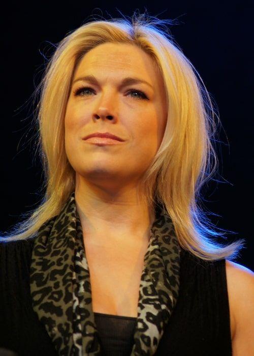 Hannah Waddingham Photo #1