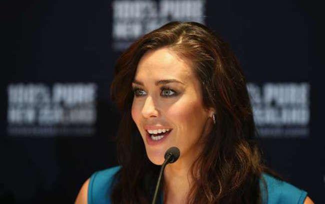 Megan Gale Photo #1