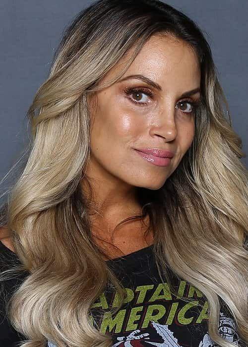 Trish Stratus Photo #1