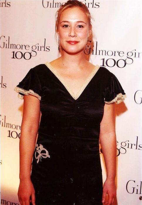 Liza Weil Photo #1