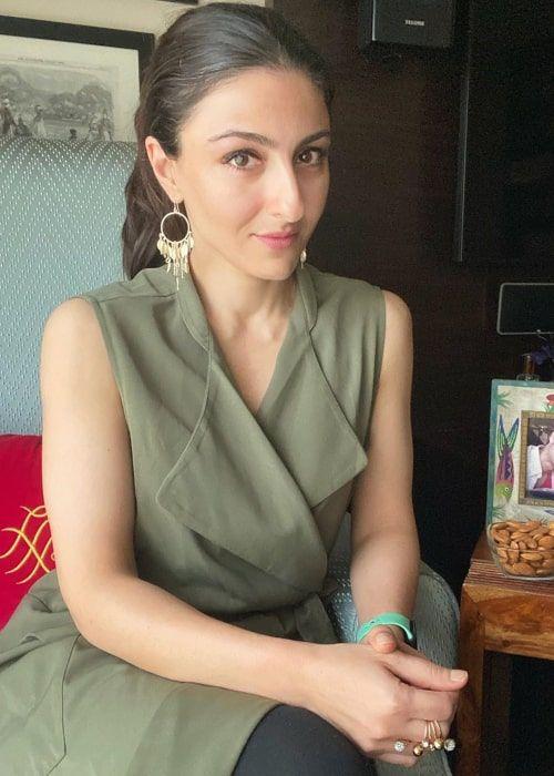 Soha Ali Khan Photo #1