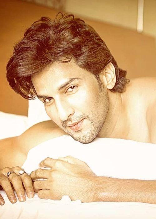 Manish Raisinghan Photo #1