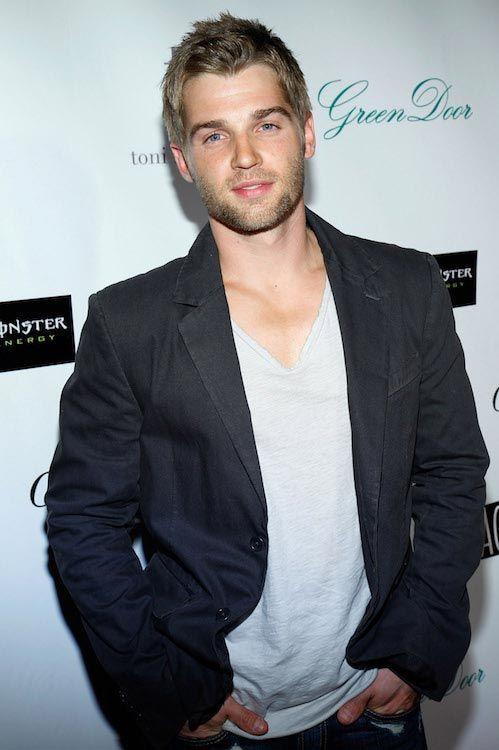 Mike Vogel Photo #1