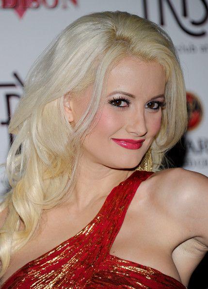 Holly Madison Photo #1