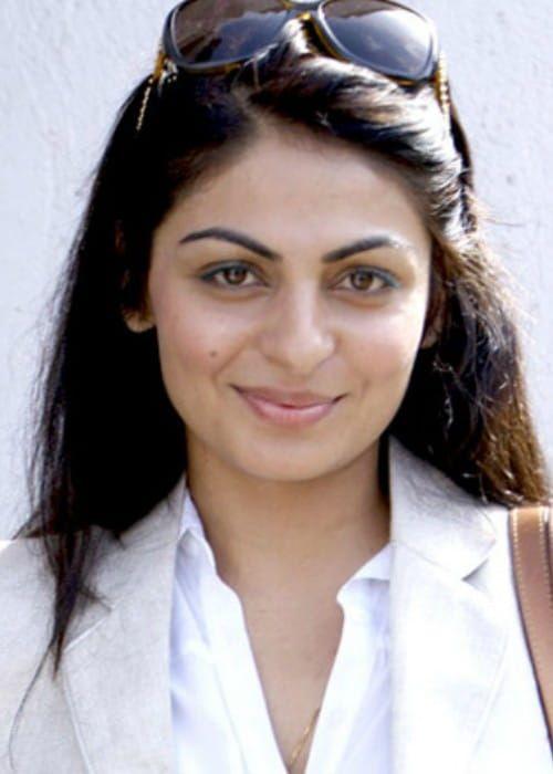 Neeru Bajwa Photo #1