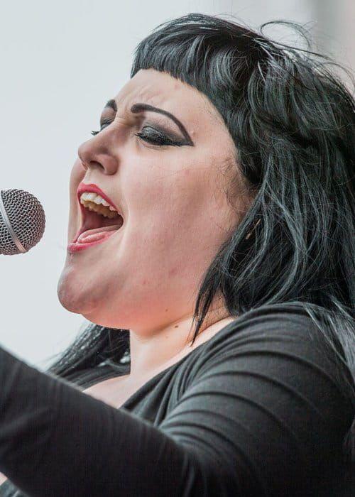 Beth Ditto Photo #1