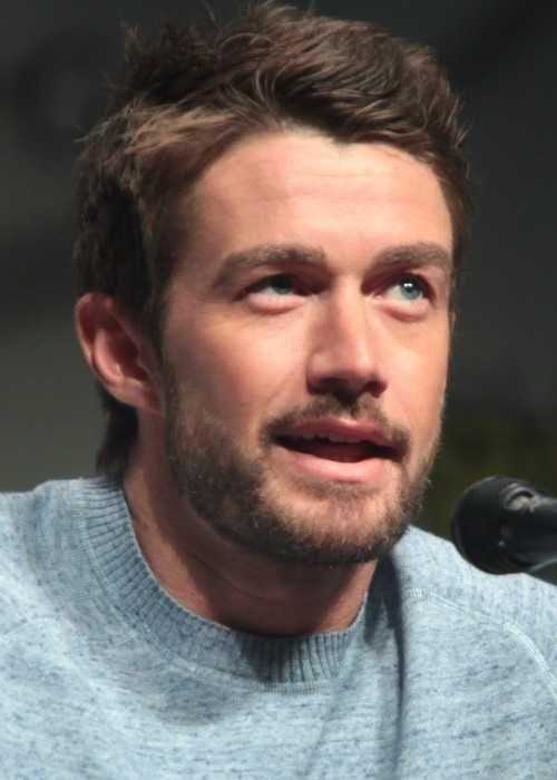 Robert Buckley Photo #1