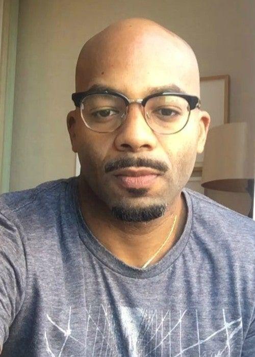 Brandon Victor Dixon Photo #1