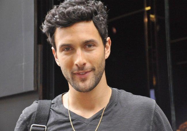 Noah Mills Photo #1