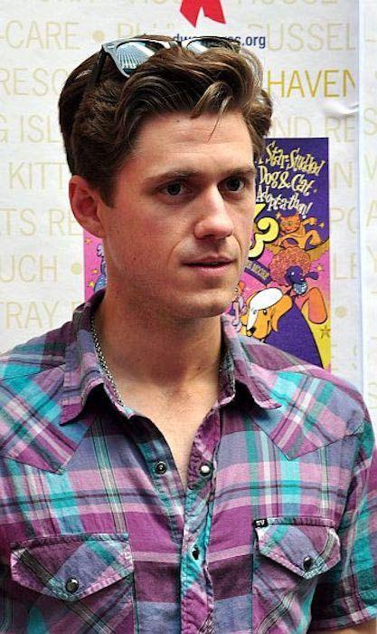 Aaron Tveit Photo #1