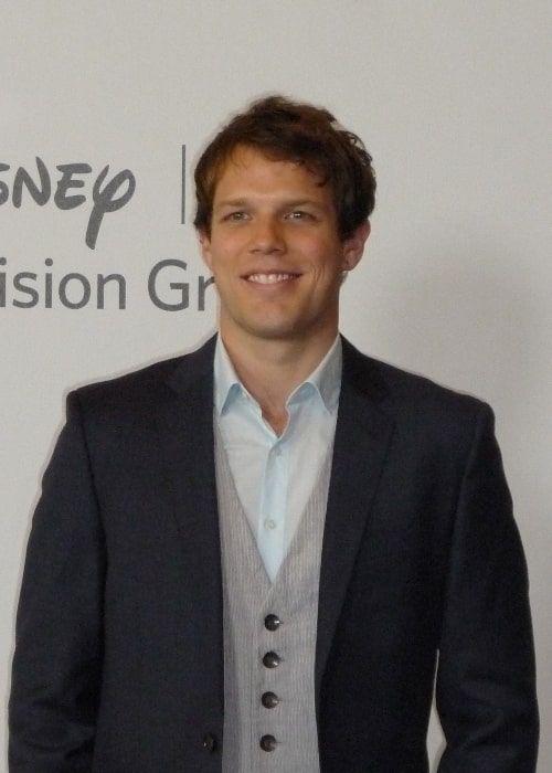 Jake Lacy Photo #1