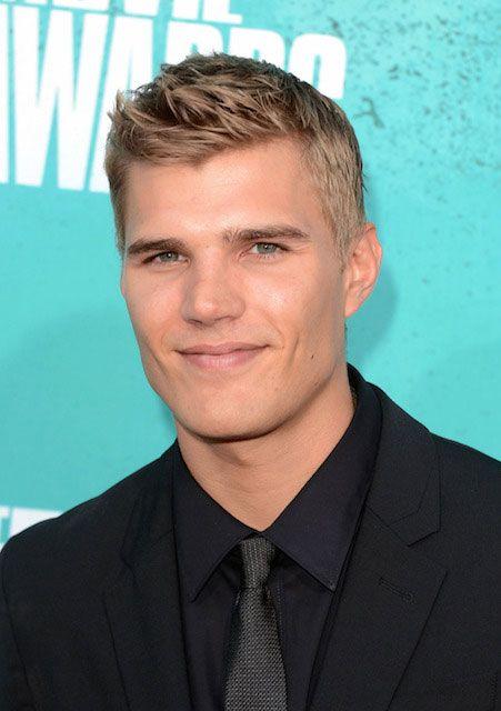 Chris Zylka Photo #1